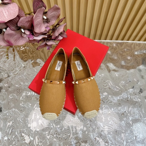 Cheap Valentino Casual Shoes For Women #1232031 Replica Wholesale [$102.00 USD] [ITEM#1232031] on Replica Valentino Casual Shoes