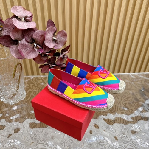 Cheap Valentino Casual Shoes For Women #1232055 Replica Wholesale [$102.00 USD] [ITEM#1232055] on Replica Valentino Casual Shoes