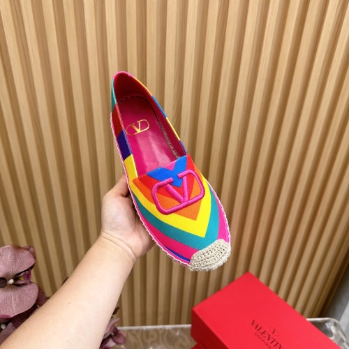 Cheap Valentino Casual Shoes For Women #1232055 Replica Wholesale [$102.00 USD] [ITEM#1232055] on Replica Valentino Casual Shoes