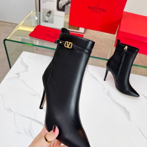 Cheap Valentino Boots For Women #1232408 Replica Wholesale [$100.00 USD] [ITEM#1232408] on Replica Valentino Boots