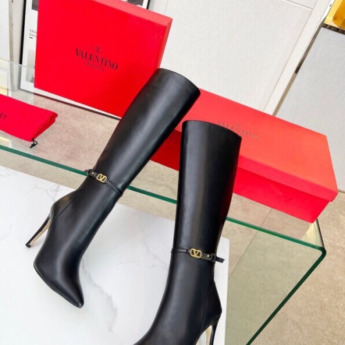 Cheap Valentino Boots For Women #1232412 Replica Wholesale [$132.00 USD] [ITEM#1232412] on Replica Valentino Boots