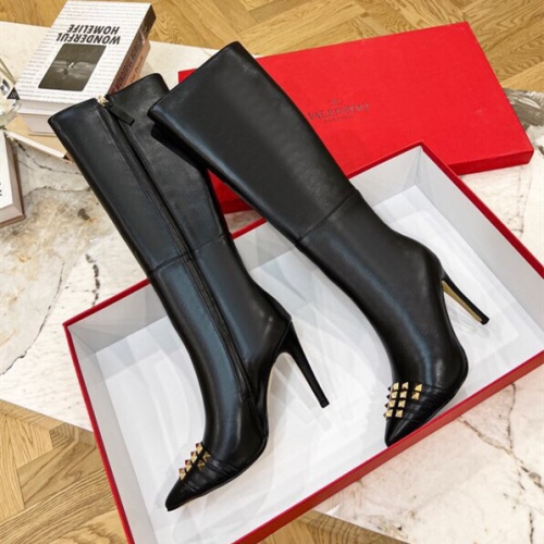 Cheap Valentino Boots For Women #1232413 Replica Wholesale [$132.00 USD] [ITEM#1232413] on Replica Valentino Boots