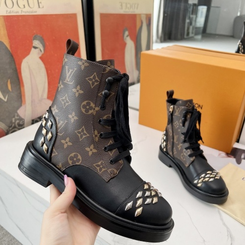 Cheap Louis Vuitton Boots For Women #1232415 Replica Wholesale [$112.00 USD] [ITEM#1232415] on Replica Louis Vuitton Boots