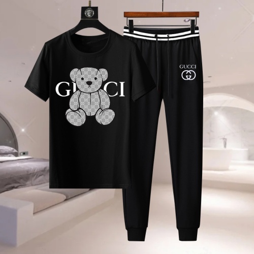 Cheap Gucci Tracksuits Short Sleeved For Men #1232941 Replica Wholesale [$76.00 USD] [ITEM#1232941] on Replica Gucci Tracksuits