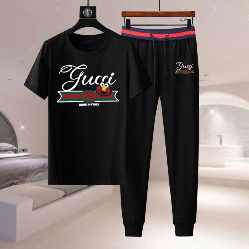 Cheap Gucci Tracksuits Short Sleeved For Men #1232952 Replica Wholesale [$76.00 USD] [ITEM#1232952] on Replica Gucci Tracksuits