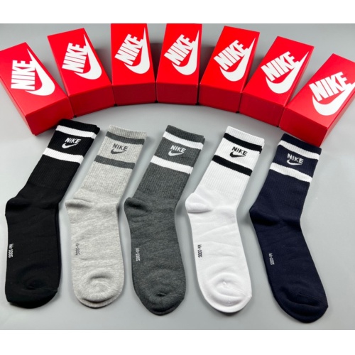 Cheap Nike Socks #1232986 Replica Wholesale [$29.00 USD] [ITEM#1232986] on Replica Nike Socks