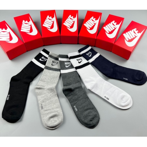 Cheap Nike Socks #1232986 Replica Wholesale [$29.00 USD] [ITEM#1232986] on Replica Nike Socks