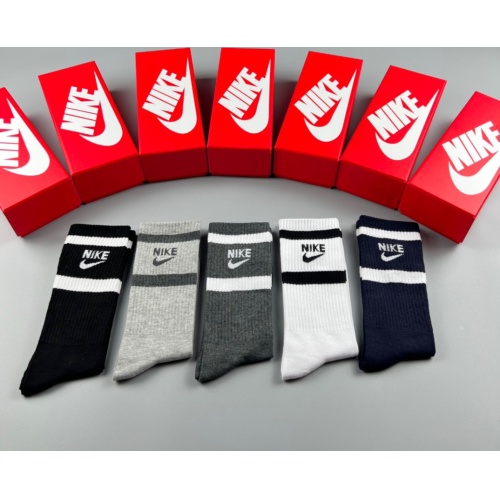 Cheap Nike Socks #1232986 Replica Wholesale [$29.00 USD] [ITEM#1232986] on Replica Nike Socks