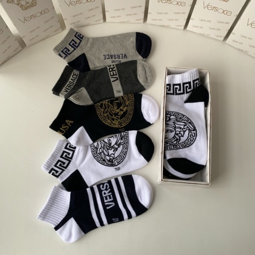 Cheap Versace Socks #1233456 Replica Wholesale [$25.00 USD] [ITEM#1233456] on Replica Versace Socks