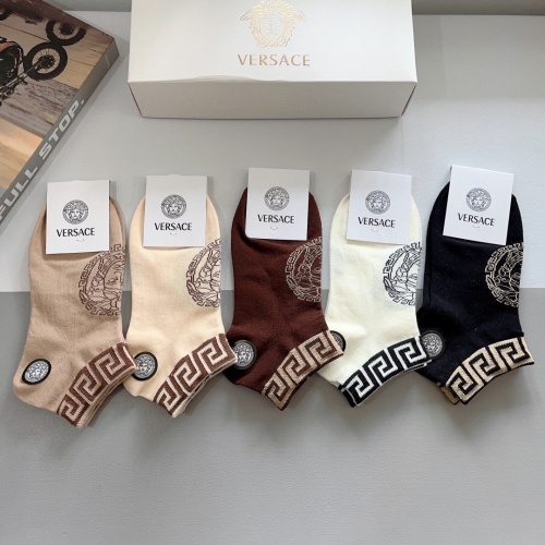 Cheap Versace Socks #1233485 Replica Wholesale [$25.00 USD] [ITEM#1233485] on Replica Versace Socks