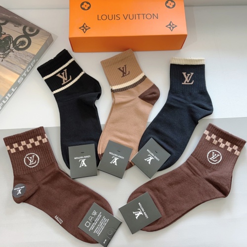 Cheap Louis Vuitton LV Socks #1233488 Replica Wholesale [$29.00 USD] [ITEM#1233488] on Replica Louis Vuitton LV Socks