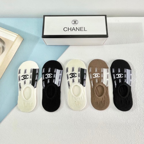 Cheap Chanel Socks #1233552 Replica Wholesale [$27.00 USD] [ITEM#1233552] on Replica Chanel Socks