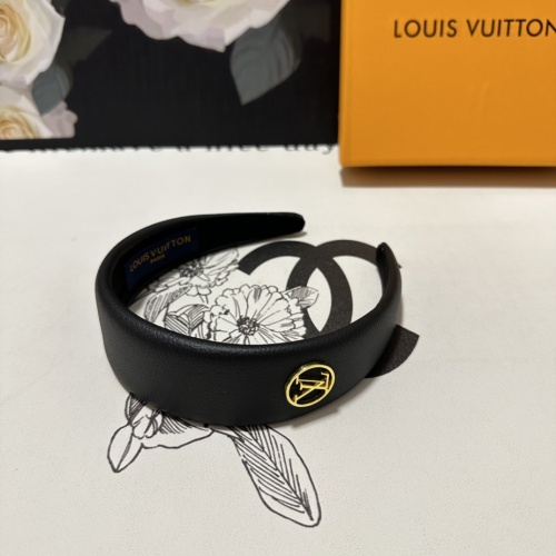 Cheap Louis Vuitton LV Headband #1233656 Replica Wholesale [$27.00 USD] [ITEM#1233656] on Replica Louis Vuitton LV Headband