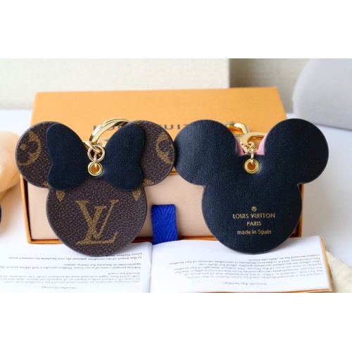 Cheap Louis Vuitton LV Key Holder And Bag Buckle #1233916 Replica Wholesale [$32.00 USD] [ITEM#1233916] on Replica Louis Vuitton LV Key Holder And Bag Buckle