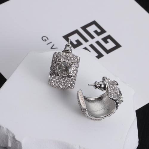 Cheap Givenchy Earrings For Women #1234051 Replica Wholesale [$32.00 USD] [ITEM#1234051] on Replica Givenchy Earrings