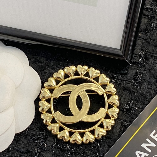 Cheap Chanel Brooches For Women #1234185 Replica Wholesale [$29.00 USD] [ITEM#1234185] on Replica Chanel Brooches