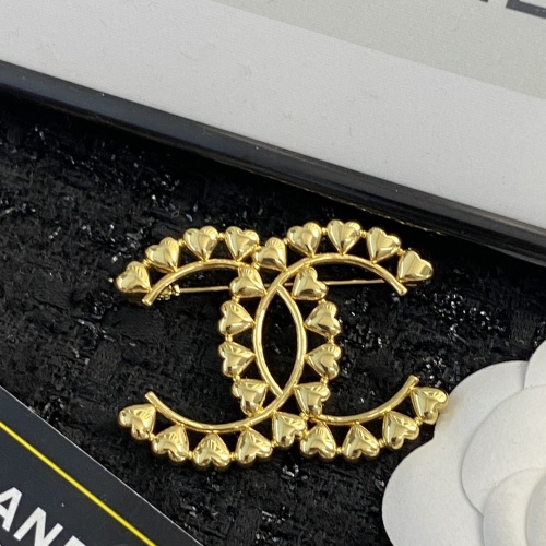 Cheap Chanel Brooches For Women #1234190 Replica Wholesale [$29.00 USD] [ITEM#1234190] on Replica Chanel Brooches