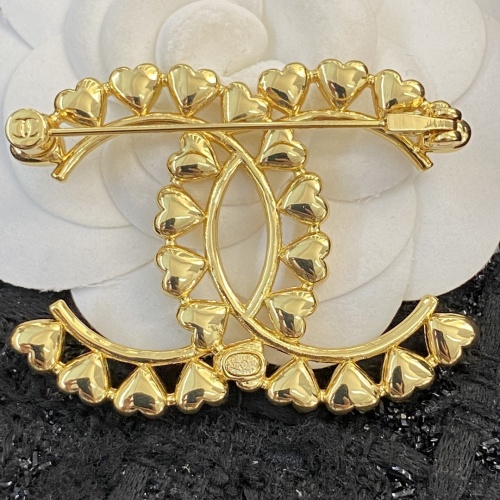 Cheap Chanel Brooches For Women #1234190 Replica Wholesale [$29.00 USD] [ITEM#1234190] on Replica Chanel Brooches