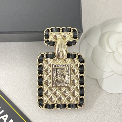 Cheap Chanel Brooches For Women #1234755 Replica Wholesale [$32.00 USD] [ITEM#1234755] on Replica 