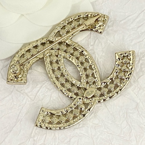 Cheap Chanel Brooches For Women #1234804 Replica Wholesale [$34.00 USD] [ITEM#1234804] on Replica Chanel Brooches