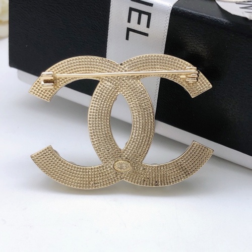 Cheap Chanel Brooches For Women #1234907 Replica Wholesale [$29.00 USD] [ITEM#1234907] on Replica Chanel Brooches