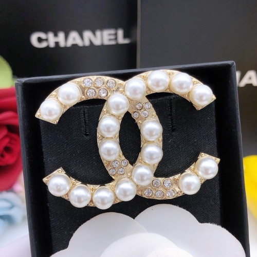 Cheap Chanel Brooches For Women #1234907 Replica Wholesale [$29.00 USD] [ITEM#1234907] on Replica Chanel Brooches