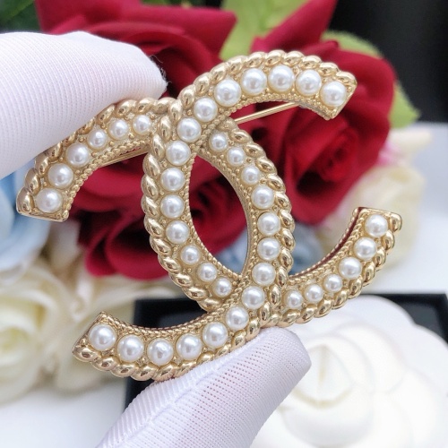 Cheap Chanel Brooches For Women #1234913 Replica Wholesale [$32.00 USD] [ITEM#1234913] on Replica Chanel Brooches