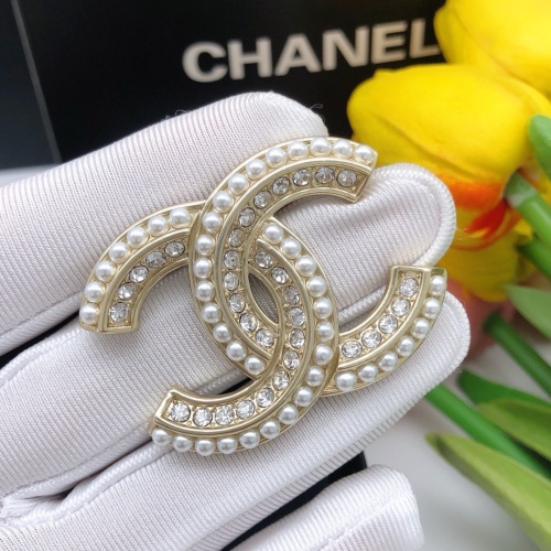 Cheap Chanel Brooches For Women #1234922 Replica Wholesale [$32.00 USD] [ITEM#1234922] on Replica Chanel Brooches