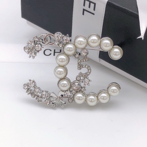 Cheap Chanel Brooches For Women #1234923 Replica Wholesale [$32.00 USD] [ITEM#1234923] on Replica Chanel Brooches