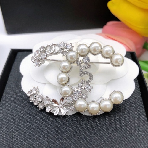 Cheap Chanel Brooches For Women #1234923 Replica Wholesale [$32.00 USD] [ITEM#1234923] on Replica Chanel Brooches