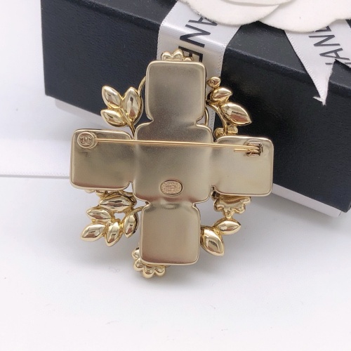 Cheap Chanel Brooches For Women #1234925 Replica Wholesale [$42.00 USD] [ITEM#1234925] on Replica Chanel Brooches