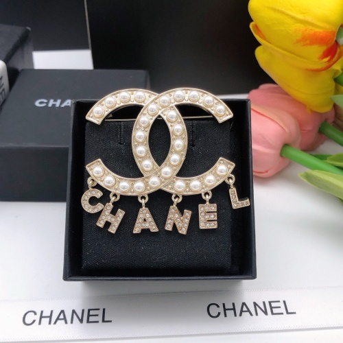 Cheap Chanel Brooches For Women #1234926 Replica Wholesale [$32.00 USD] [ITEM#1234926] on Replica Chanel Brooches