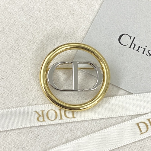 Cheap Christian Dior Brooches For Women #1234944 Replica Wholesale [$29.00 USD] [ITEM#1234944] on Replica Christian Dior Brooches