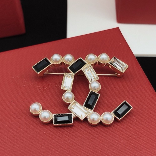 Cheap Chanel Brooches For Women #1234969 Replica Wholesale [$27.00 USD] [ITEM#1234969] on Replica Chanel Brooches