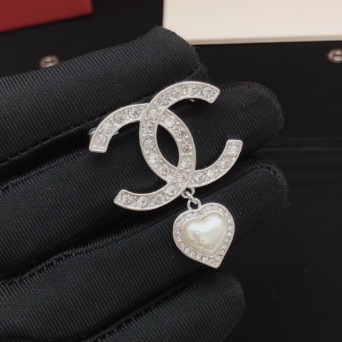 Cheap Chanel Brooches For Women #1234971 Replica Wholesale [$29.00 USD] [ITEM#1234971] on Replica Chanel Brooches