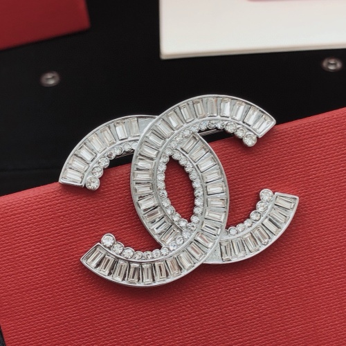 Cheap Chanel Brooches For Women #1234983 Replica Wholesale [$32.00 USD] [ITEM#1234983] on Replica Chanel Brooches