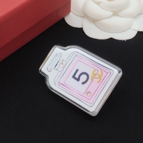 Cheap Chanel Brooches For Women #1234992 Replica Wholesale [$29.00 USD] [ITEM#1234992] on Replica Chanel Brooches