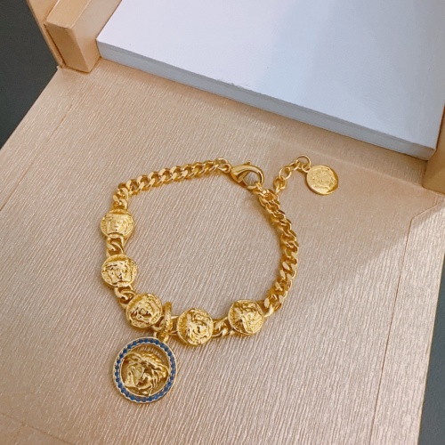 Cheap Versace Bracelets #1235006 Replica Wholesale [$48.00 USD] [ITEM#1235006] on Replica Versace Bracelets