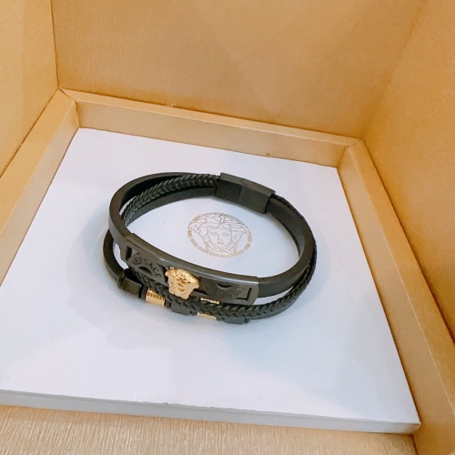 Cheap Versace Bracelets #1235017 Replica Wholesale [$52.00 USD] [ITEM#1235017] on Replica Versace Bracelets