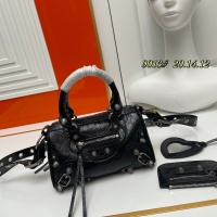 Balenciaga AAA Quality Handbags For Women #1225701