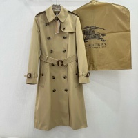 Burberry Trench Coat Long Sleeved For Women #1228485