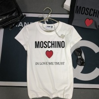 Moschino T-Shirts Short Sleeved For Women #1231017