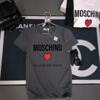 Moschino T-Shirts Short Sleeved For Women #1231018