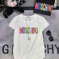 Moschino T-Shirts Short Sleeved For Women #1231029