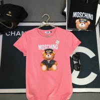 Moschino T-Shirts Short Sleeved For Women #1231034