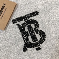 Cheap Burberry T-Shirts Short Sleeved For Unisex #1231536 Replica Wholesale [$40.00 USD] [ITEM#1231536] on Replica Burberry T-Shirts