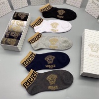 Cheap Versace Socks For Men #1232971 Replica Wholesale [$25.00 USD] [ITEM#1232971] on Replica Versace Socks