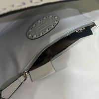 Cheap Fendi AAA Quality Messenger Bags For Women #1233038 Replica Wholesale [$112.00 USD] [ITEM#1233038] on Replica Fendi AAA Messenger Bags