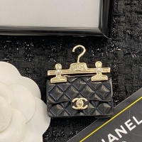 Cheap Chanel Brooches For Women #1234184 Replica Wholesale [$32.00 USD] [ITEM#1234184] on Replica Chanel Brooches