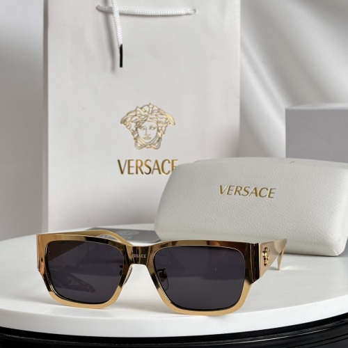 Versace AAA Quality Sunglasses #1235782